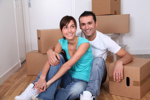 Load-based and cubic-yard storage rates for local moves