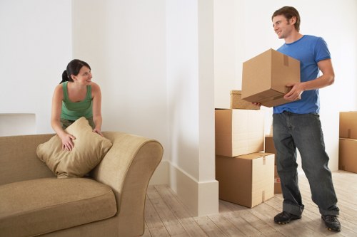 Careful room-by-room packing service in Uppernorwood